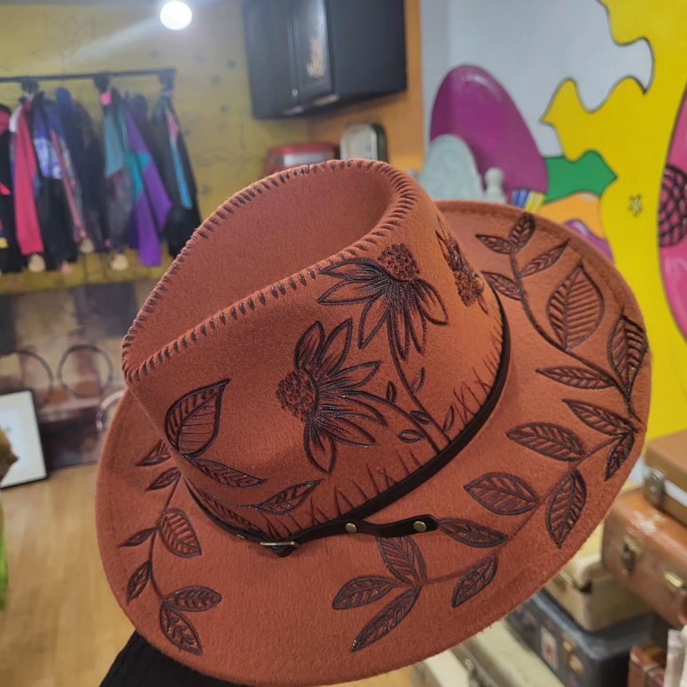 Handburned custom Women's felt hat